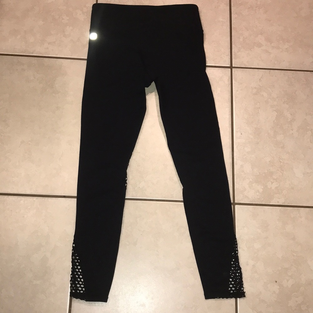 Fabletics Leggings Size XS - Picture 2 of 3
